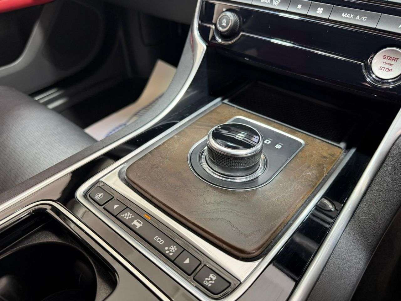 2017 JAGUAR XF 2017 JAGUAR XF