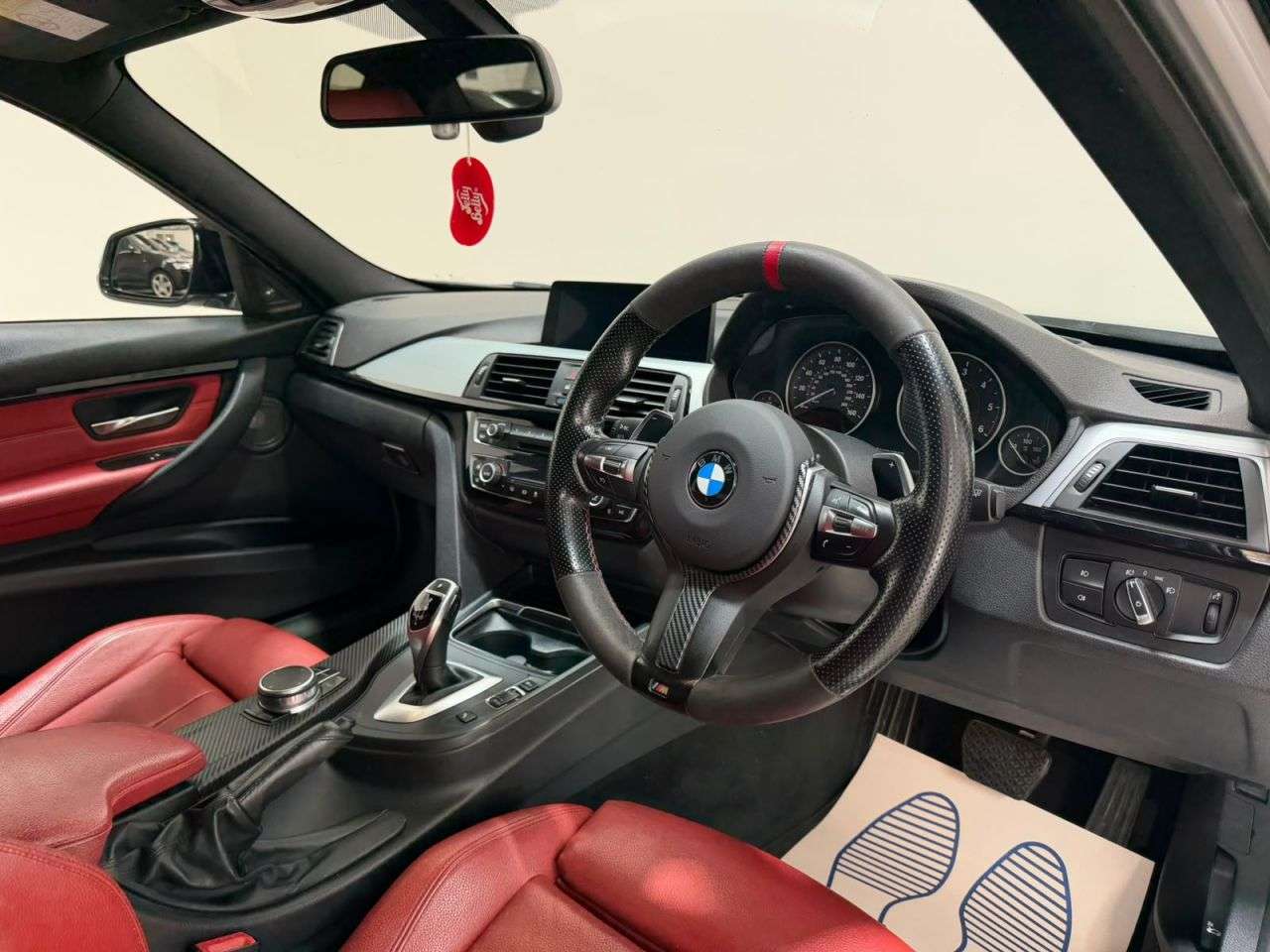 2017 BMW 3 SERIES 2017 BMW 3 SERIES