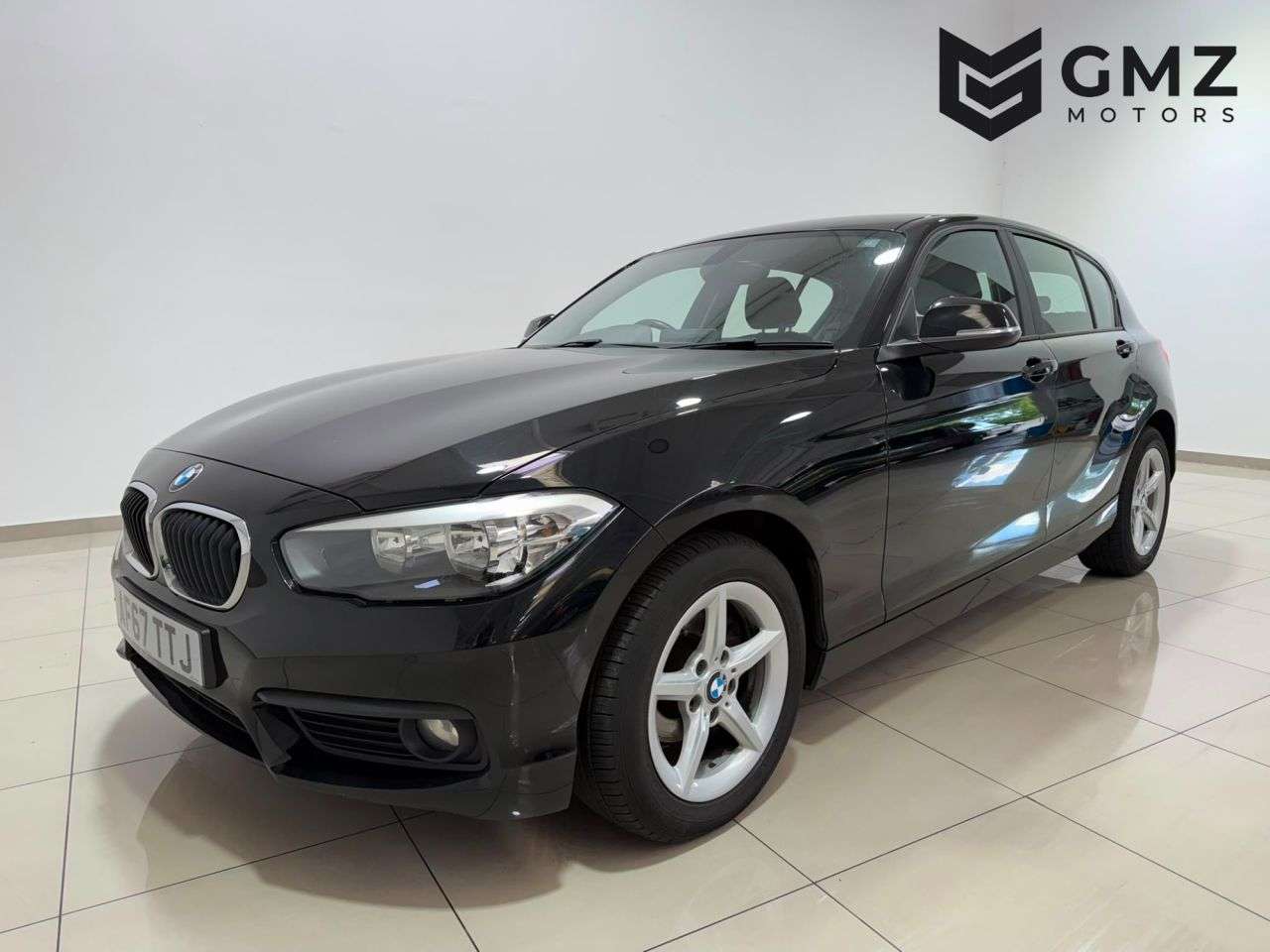 A 2017 BMW 1 SERIES 1.5 116d SE Hatchback 5dr Diesel Manual Euro 6 (s/s) (116 ps) NATIONWIDE DE A 2017 BMW 1 SERIES 1.5 116d SE Hatchback 5dr Diesel Manual Euro 6 (s/s) (116 ps) NATIONWIDE DE