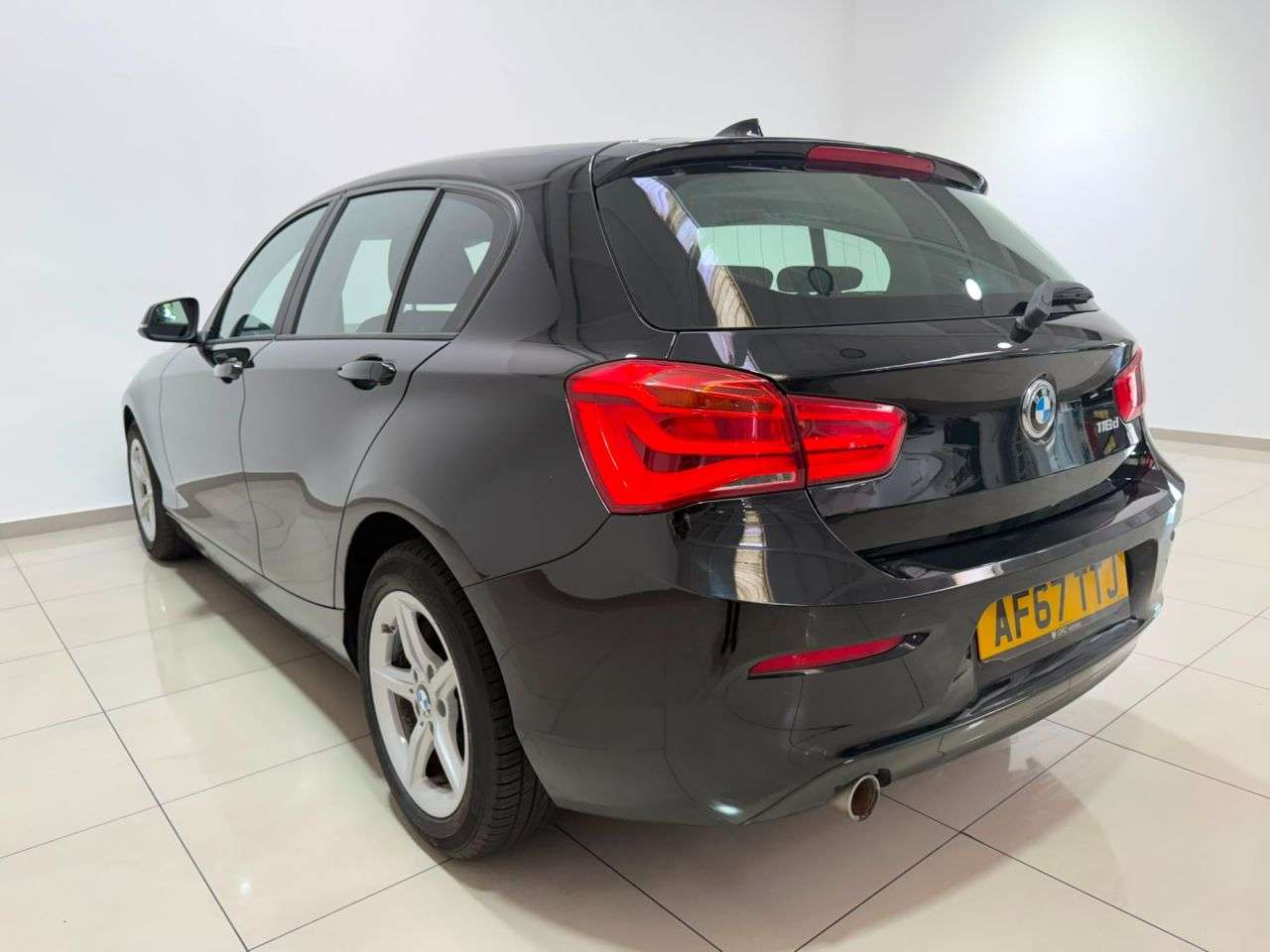 2017 BMW 1 SERIES 2017 BMW 1 SERIES