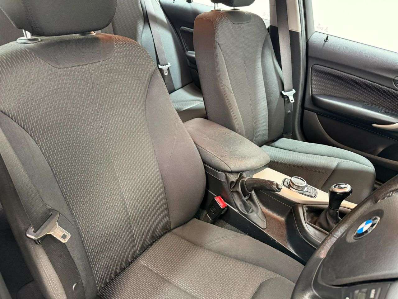 2017 BMW 1 SERIES 2017 BMW 1 SERIES
