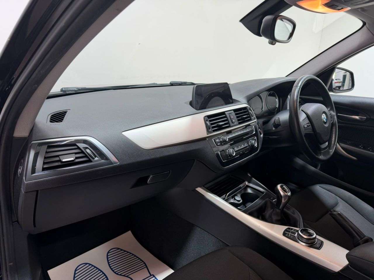 2017 BMW 1 SERIES 2017 BMW 1 SERIES
