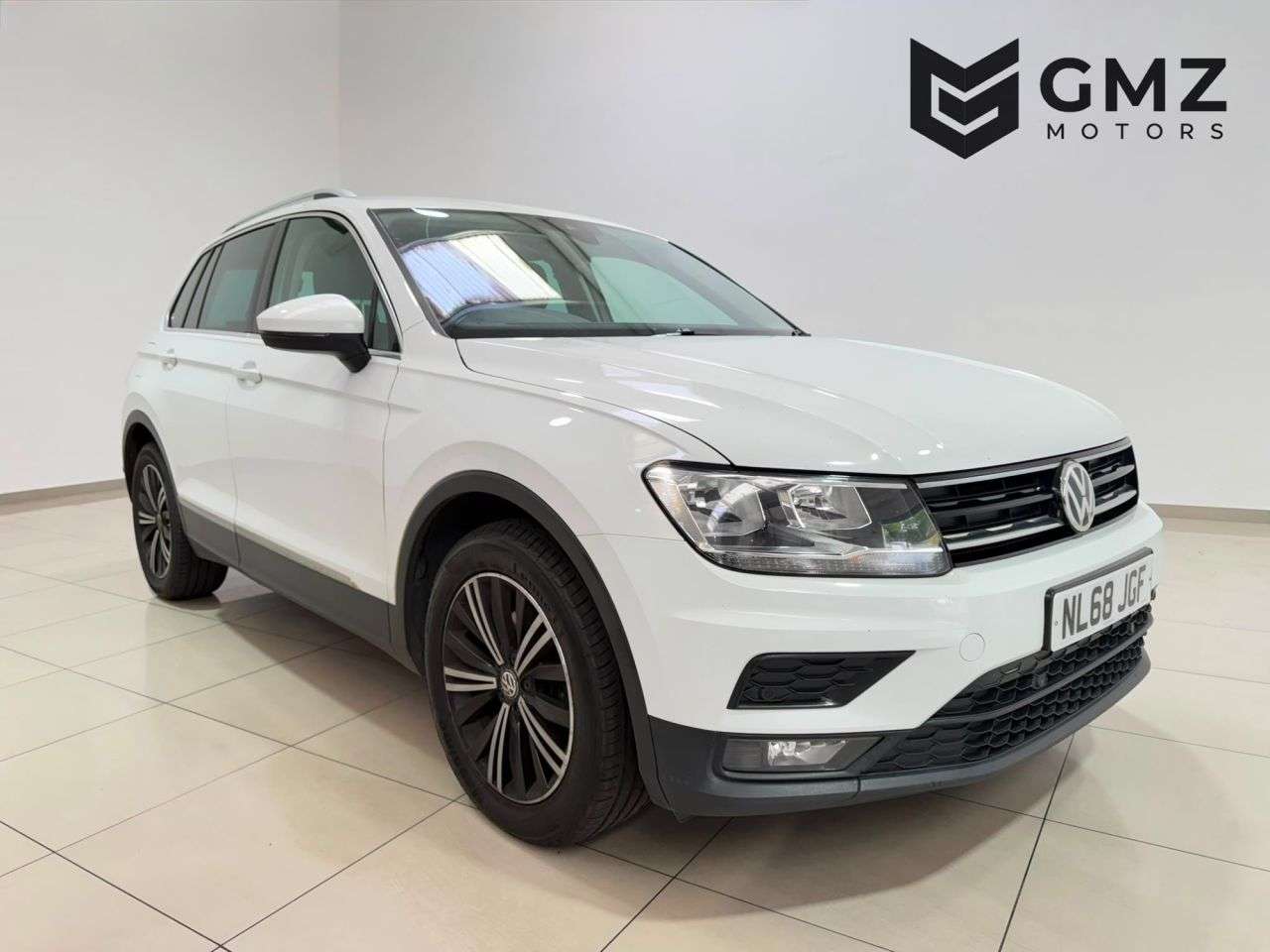 A 2018 VOLKSWAGEN TIGUAN 2.0 TDI SE Navigation SUV 5dr Diesel Manual Euro 6 (s/s) (150 ps) NATIONWID A 2018 VOLKSWAGEN TIGUAN 2.0 TDI SE Navigation SUV 5dr Diesel Manual Euro 6 (s/s) (150 ps) NATIONWID