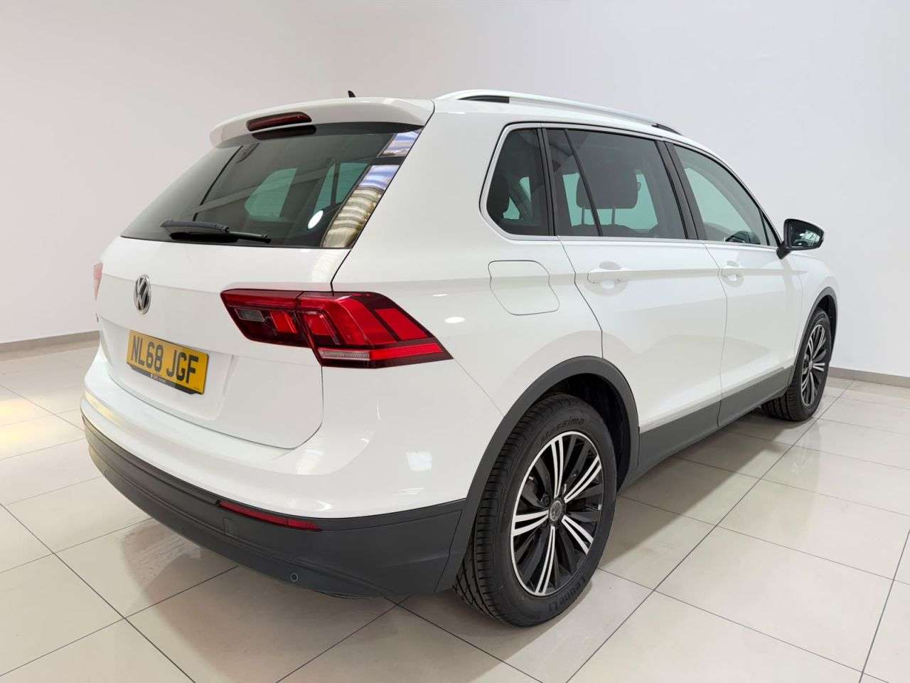 2018 VOLKSWAGEN TIGUAN 2018 VOLKSWAGEN TIGUAN
