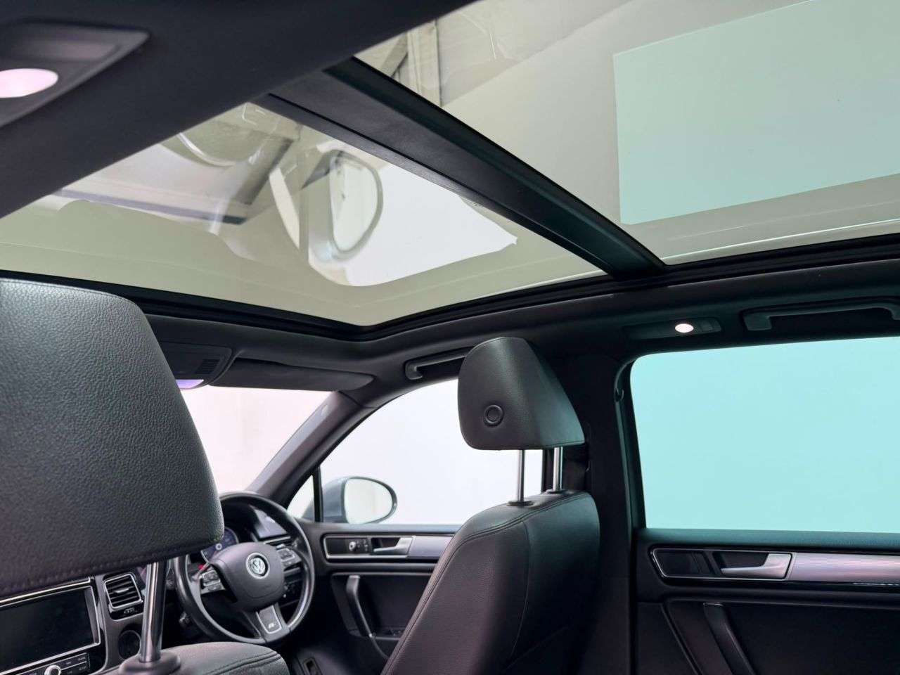 2016 VOLKSWAGEN TOUAREG 2016 VOLKSWAGEN TOUAREG