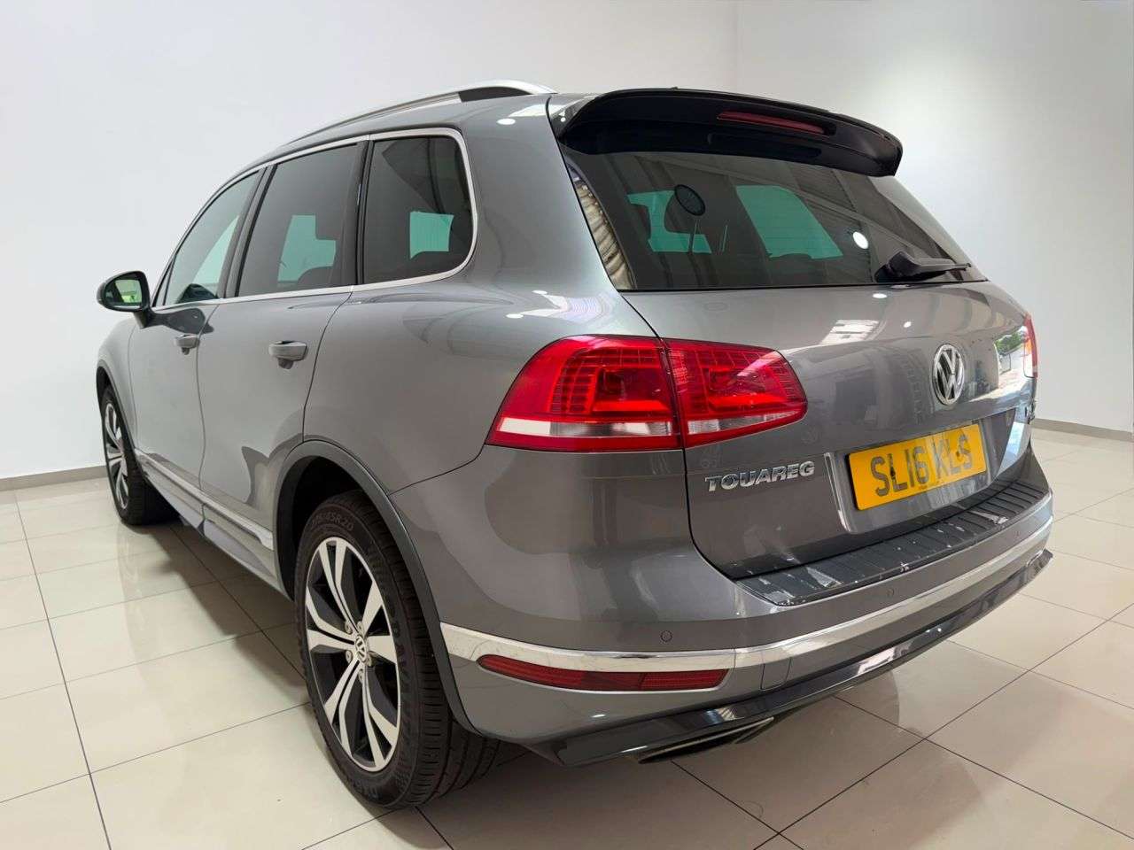 2016 VOLKSWAGEN TOUAREG 2016 VOLKSWAGEN TOUAREG