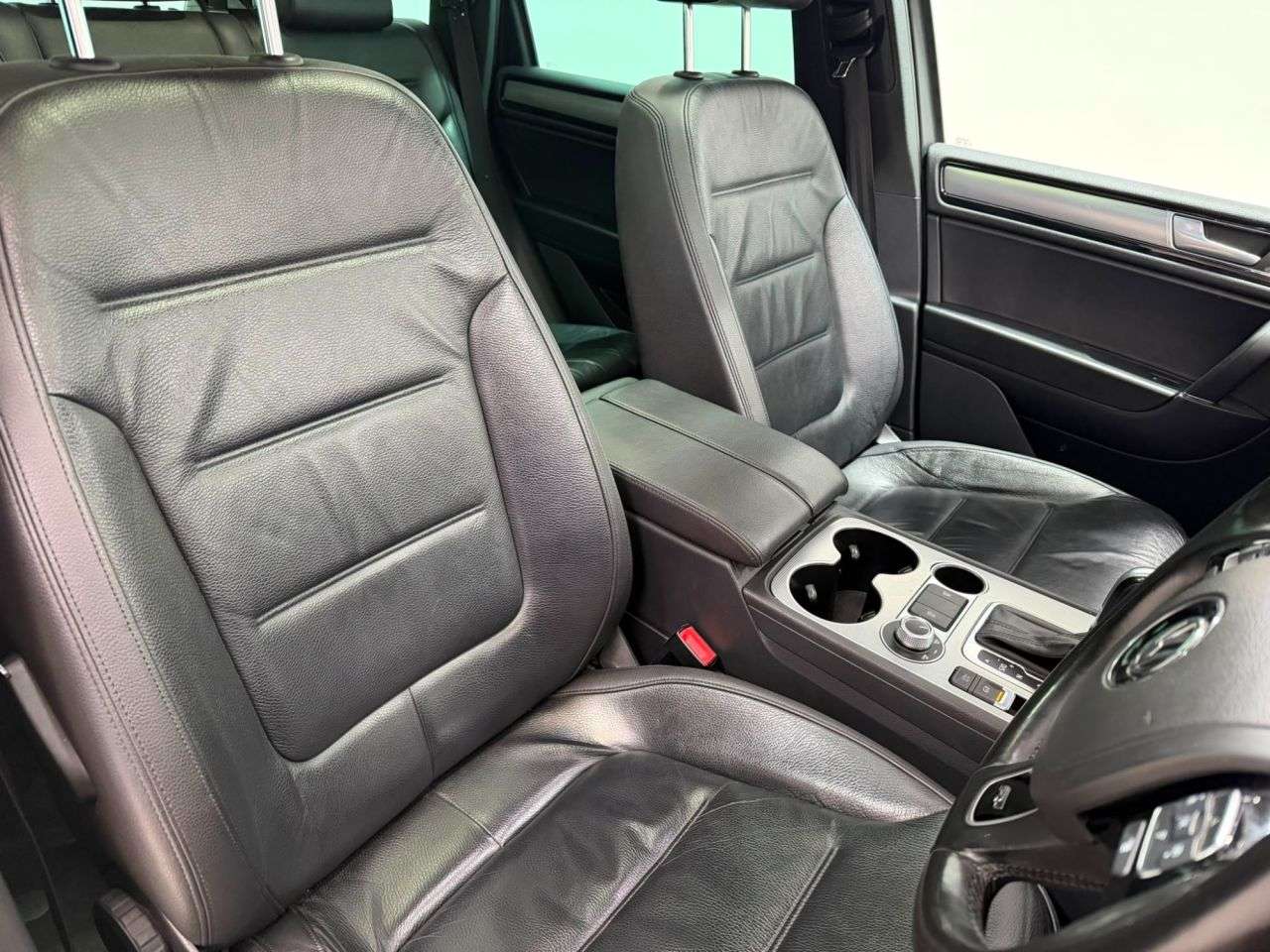 2016 VOLKSWAGEN TOUAREG 2016 VOLKSWAGEN TOUAREG