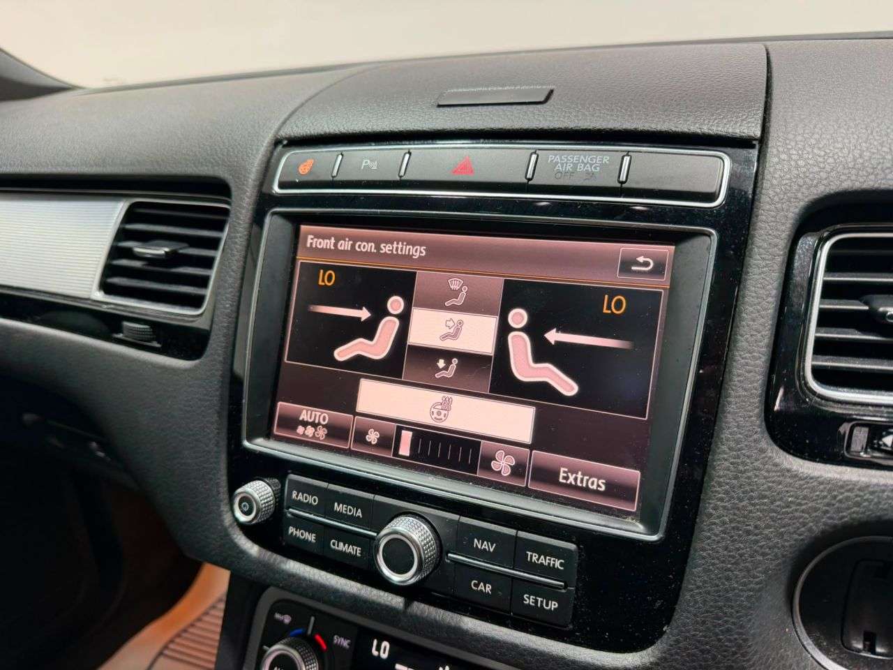 2016 VOLKSWAGEN TOUAREG 2016 VOLKSWAGEN TOUAREG