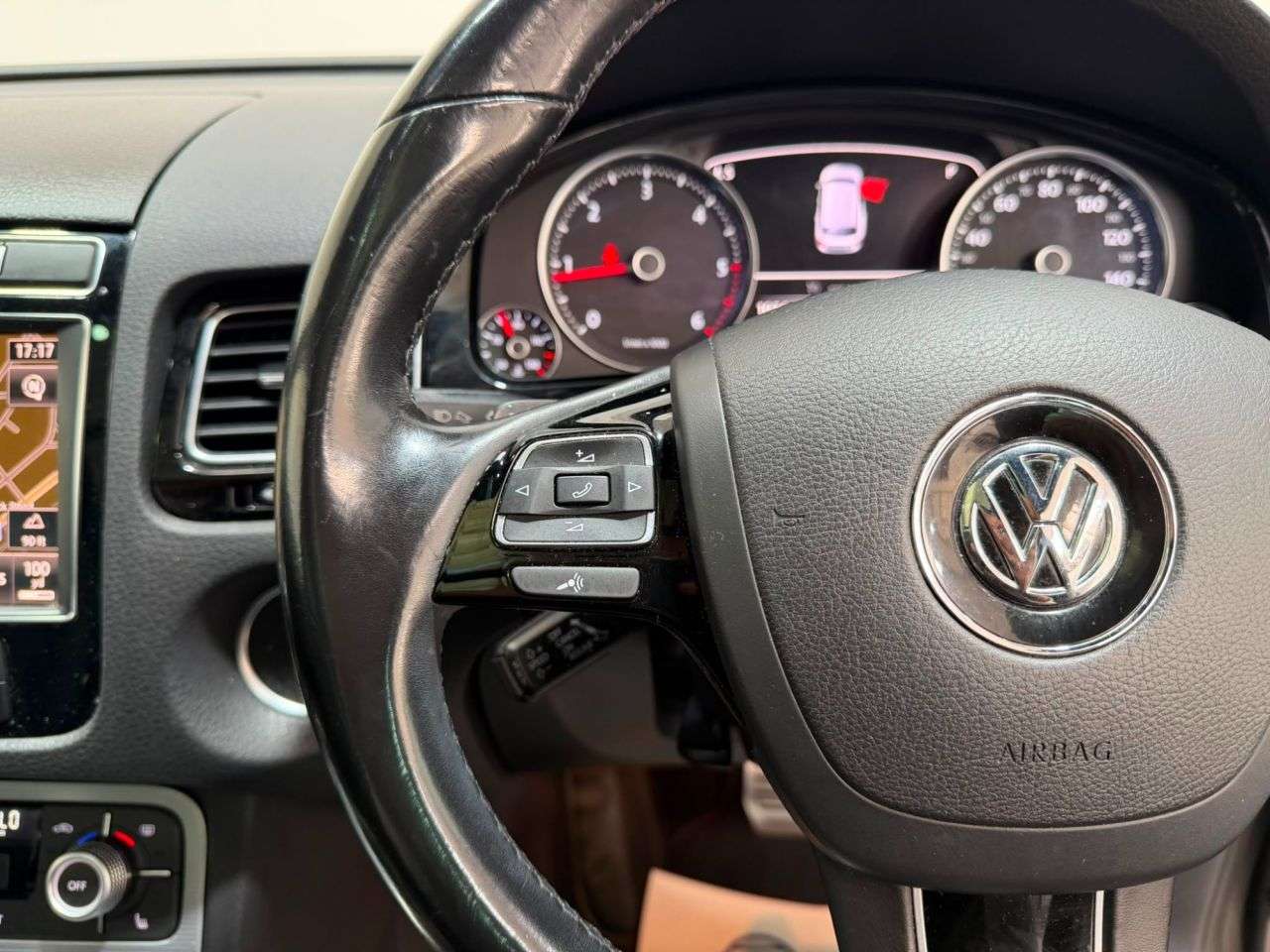 2016 VOLKSWAGEN TOUAREG 2016 VOLKSWAGEN TOUAREG