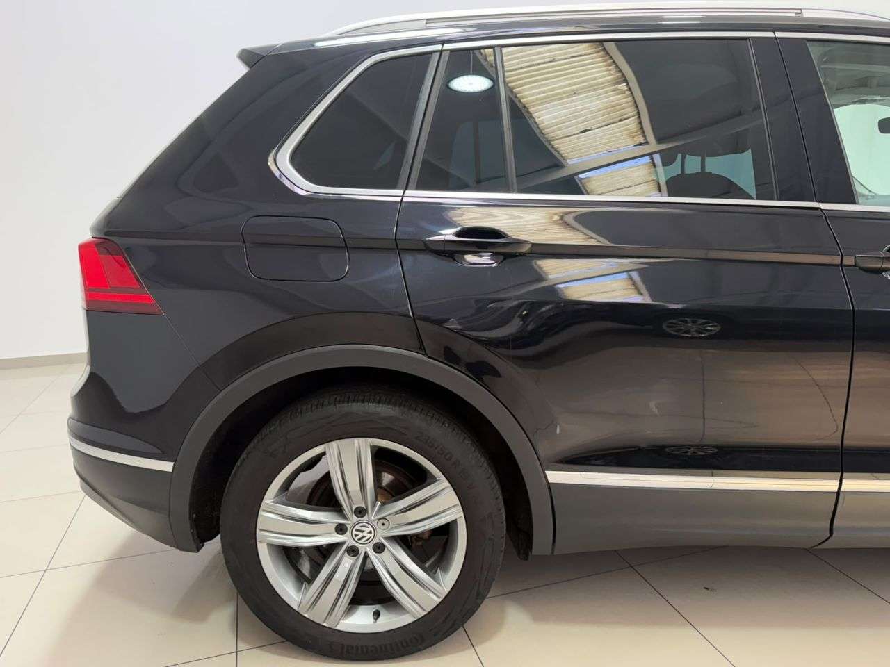 2017 VOLKSWAGEN TIGUAN 2017 VOLKSWAGEN TIGUAN