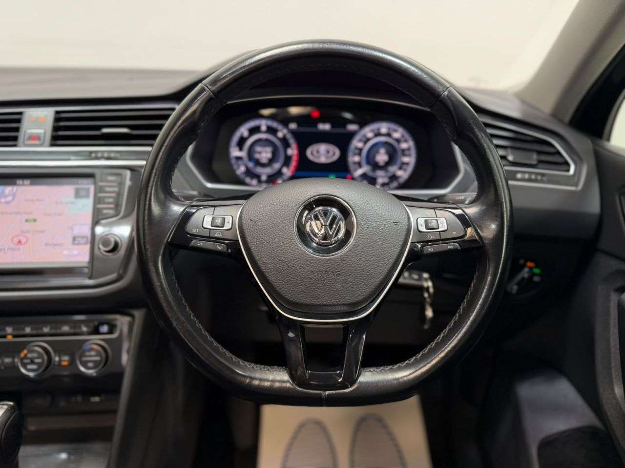 2017 VOLKSWAGEN TIGUAN 2017 VOLKSWAGEN TIGUAN