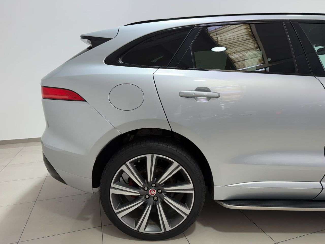 2016 JAGUAR F-PACE 2016 JAGUAR F-PACE