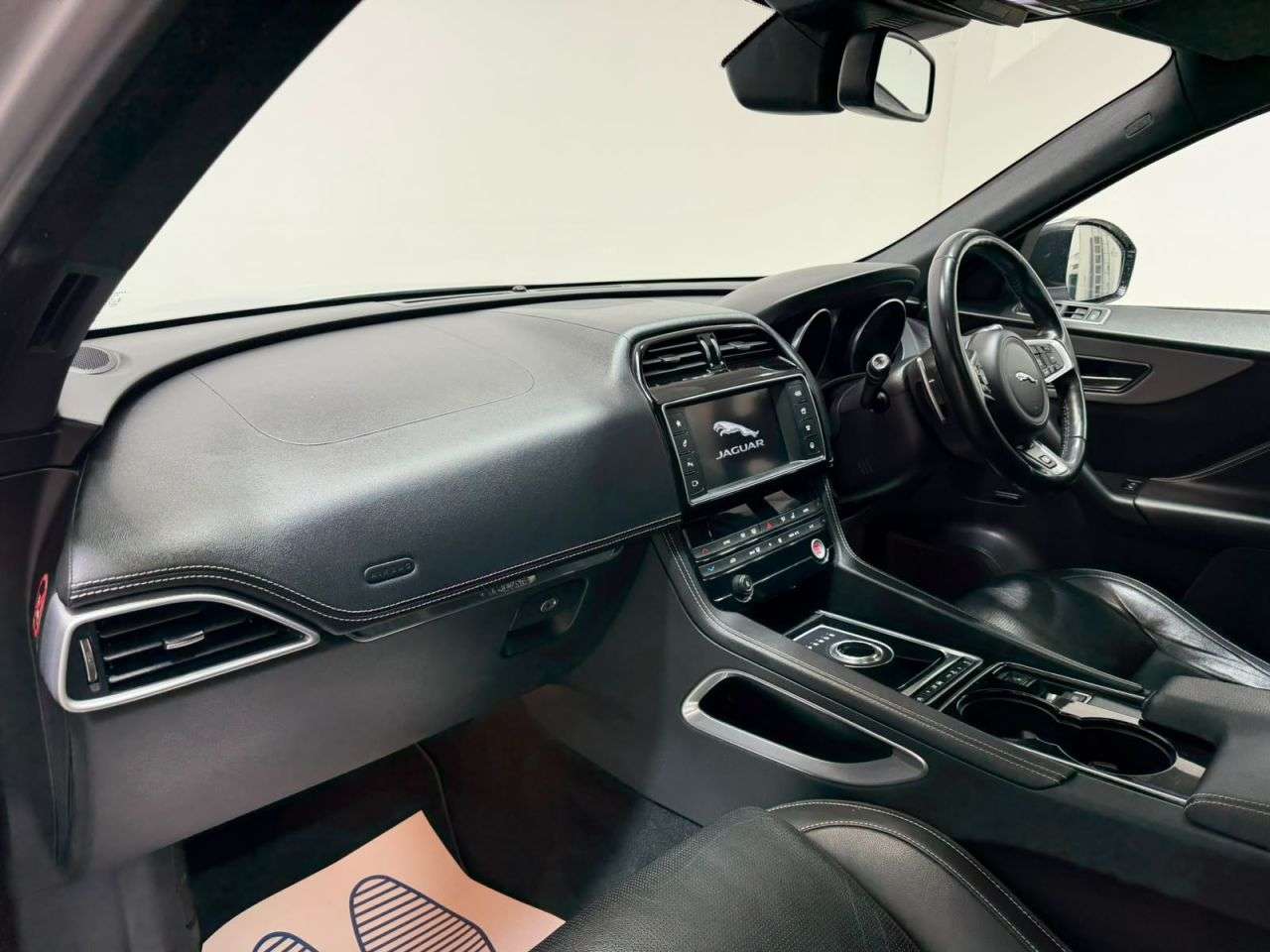 2016 JAGUAR F-PACE 2016 JAGUAR F-PACE