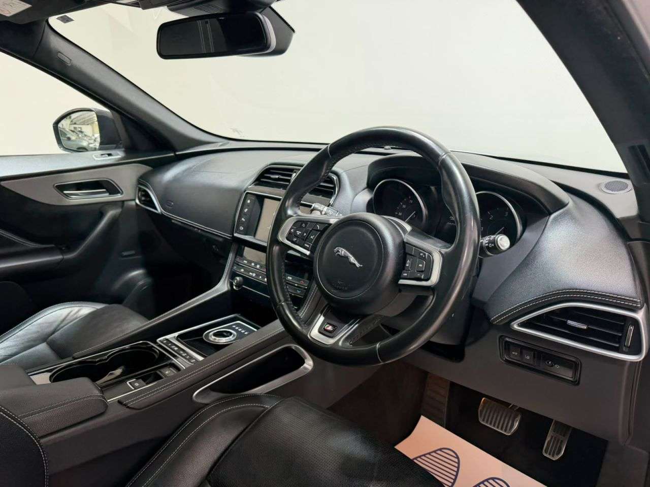 2016 JAGUAR F-PACE 2016 JAGUAR F-PACE