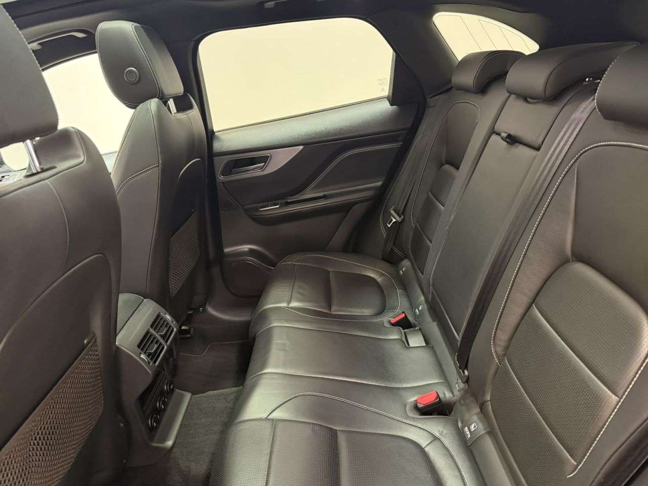 2016 JAGUAR F-PACE 2016 JAGUAR F-PACE