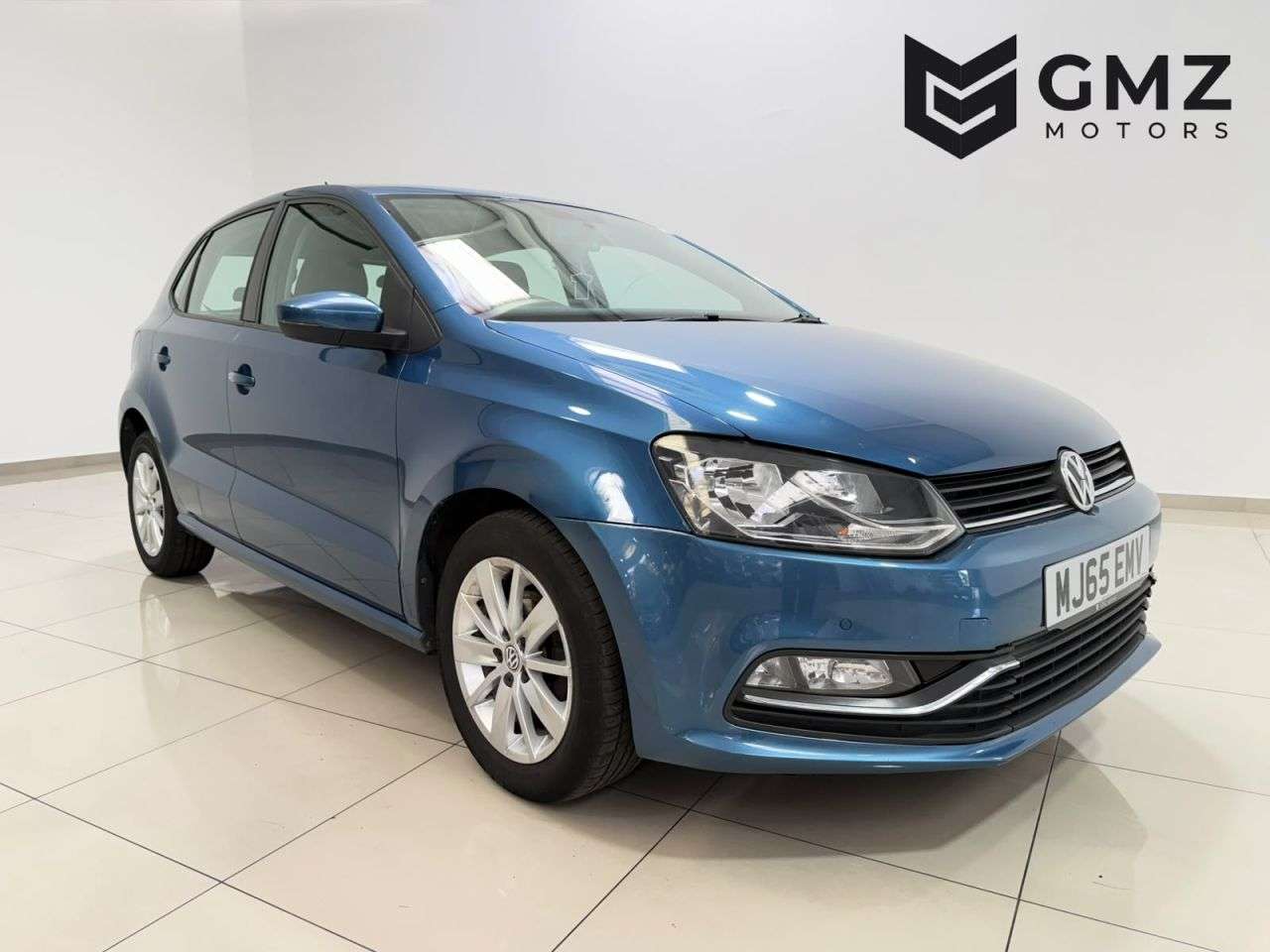 A 2015 VOLKSWAGEN POLO 1.0 BlueMotion Tech SE Hatchback 5dr Petrol Manual Euro 6 (s/s) (60 ps) NAT A 2015 VOLKSWAGEN POLO 1.0 BlueMotion Tech SE Hatchback 5dr Petrol Manual Euro 6 (s/s) (60 ps) NAT