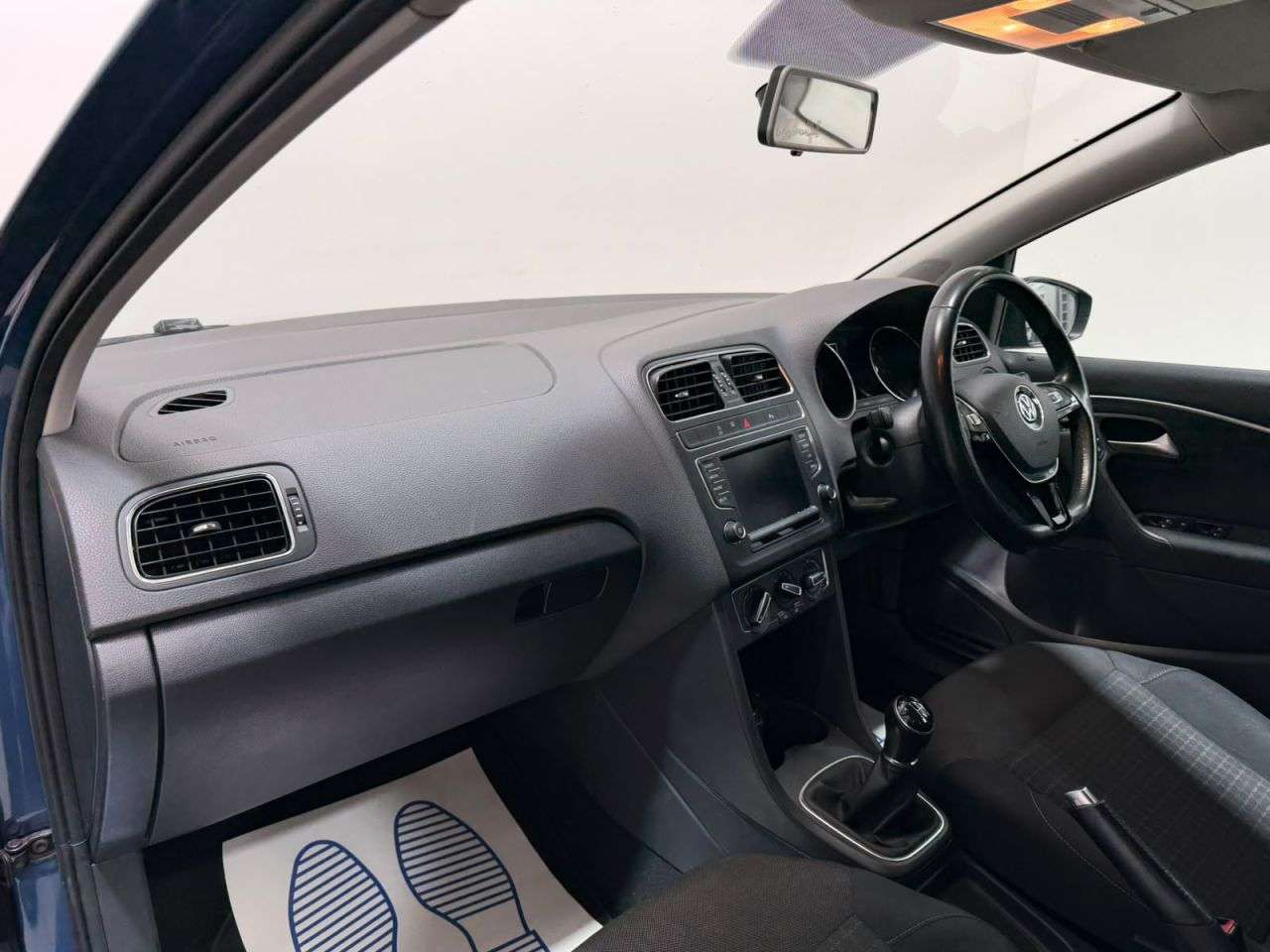 2015 VOLKSWAGEN POLO 2015 VOLKSWAGEN POLO