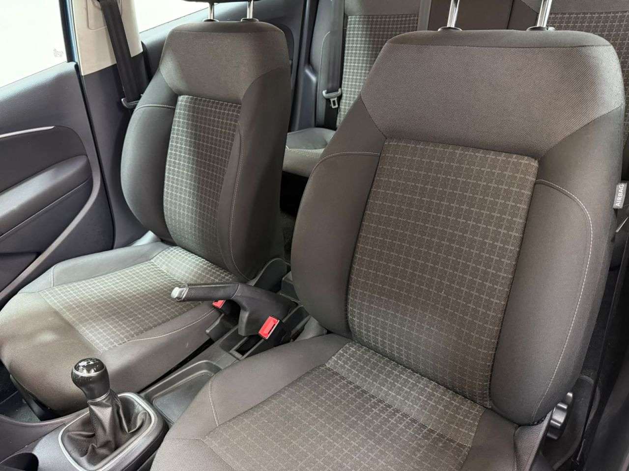 2015 VOLKSWAGEN POLO 2015 VOLKSWAGEN POLO
