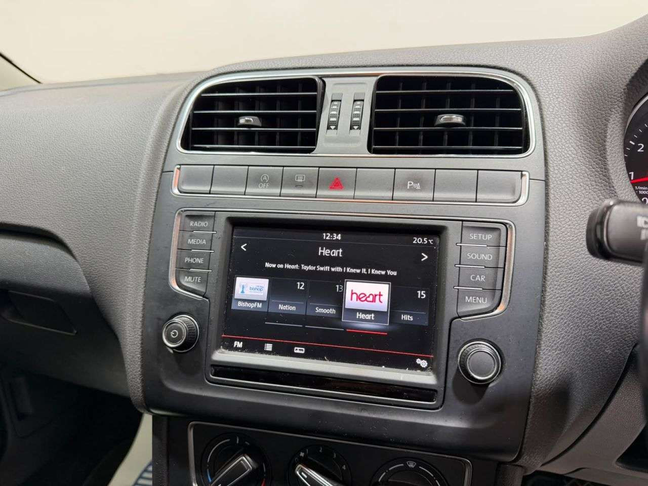 2015 VOLKSWAGEN POLO 2015 VOLKSWAGEN POLO