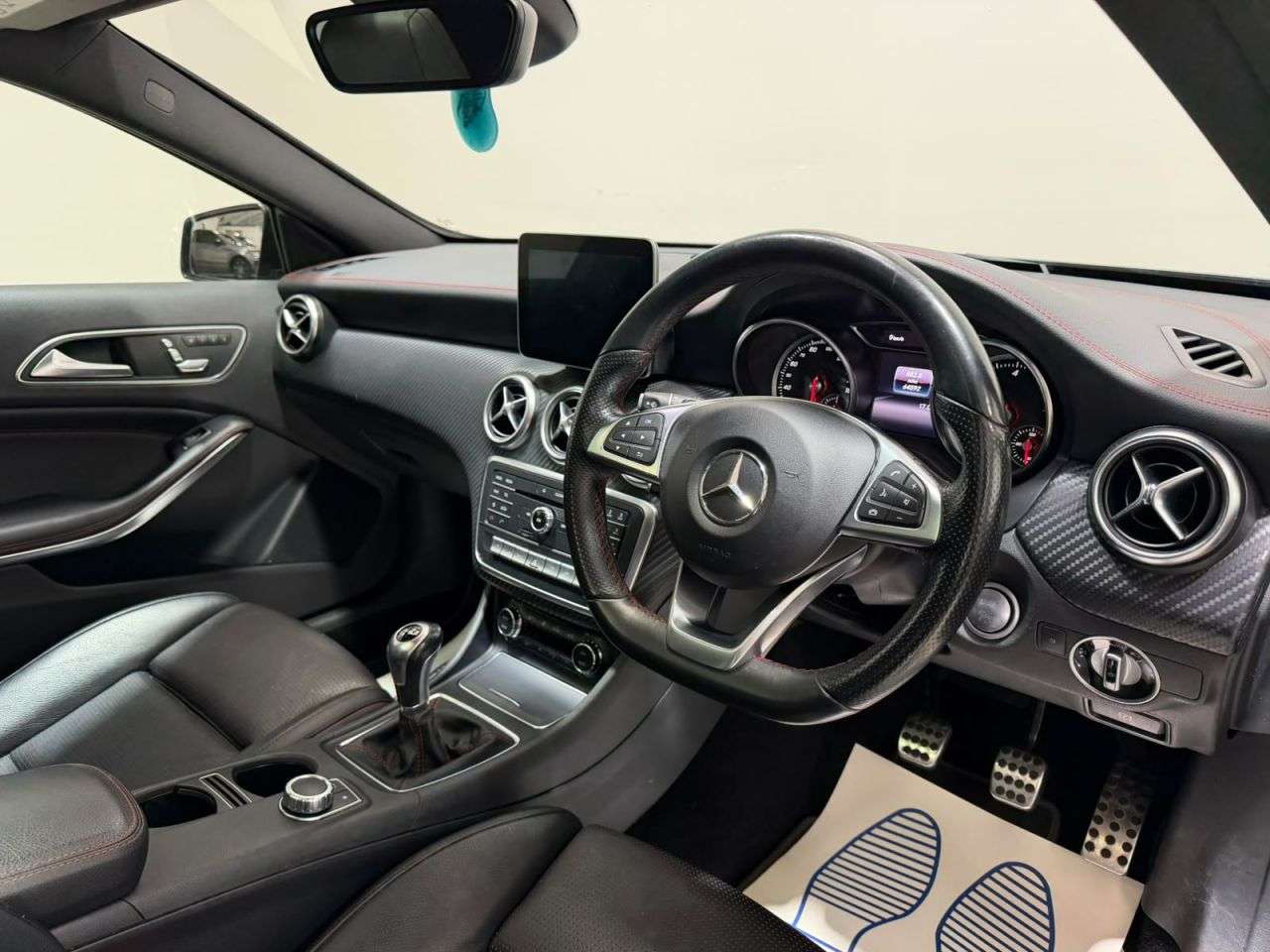 2017 MERCEDES-BENZ A CLASS 2017 MERCEDES-BENZ A CLASS