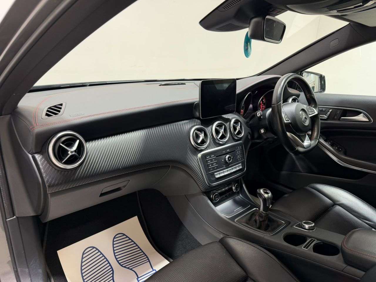 2017 MERCEDES-BENZ A CLASS 2017 MERCEDES-BENZ A CLASS