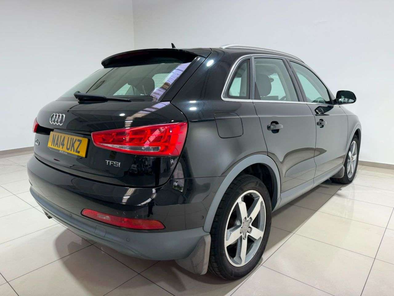 2014 AUDI Q3 2014 AUDI Q3