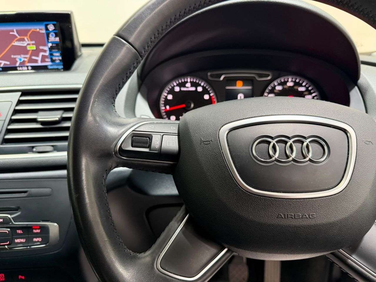 2014 AUDI Q3 2014 AUDI Q3