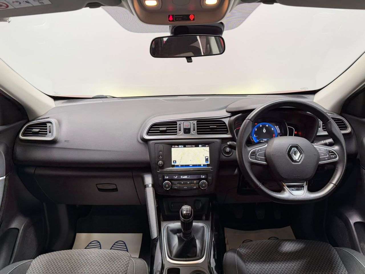 A 2018 RENAULT KADJAR 1.3 TCe Dynamique Nav SUV 5dr Petrol Manual Euro 6 (s/s) (140 ps) NATIONWID A 2018 RENAULT KADJAR 1.3 TCe Dynamique Nav SUV 5dr Petrol Manual Euro 6 (s/s) (140 ps) NATIONWID