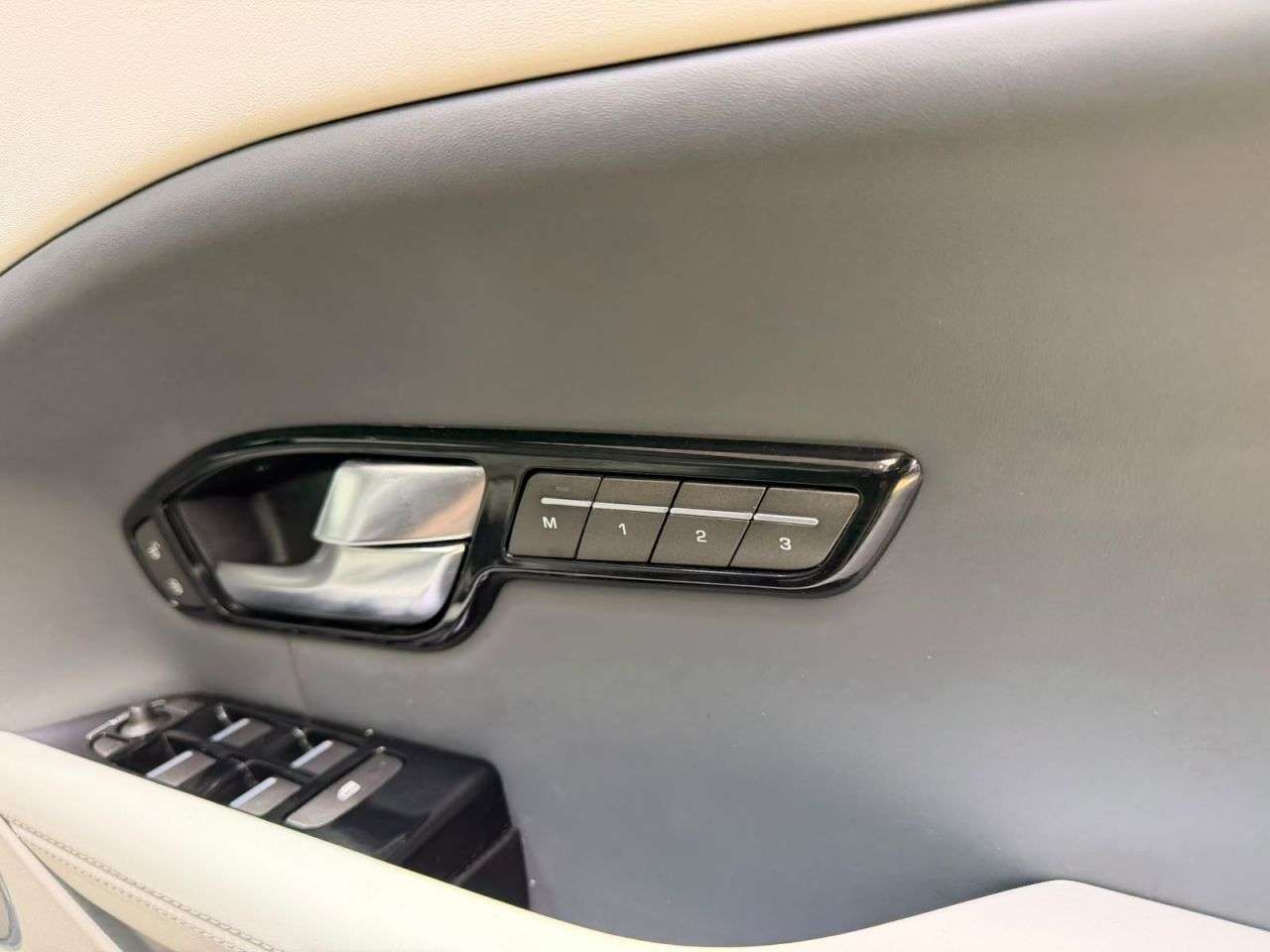 2018 LAND ROVER RANGE ROVER EVOQUE 2018 LAND ROVER RANGE ROVER EVOQUE