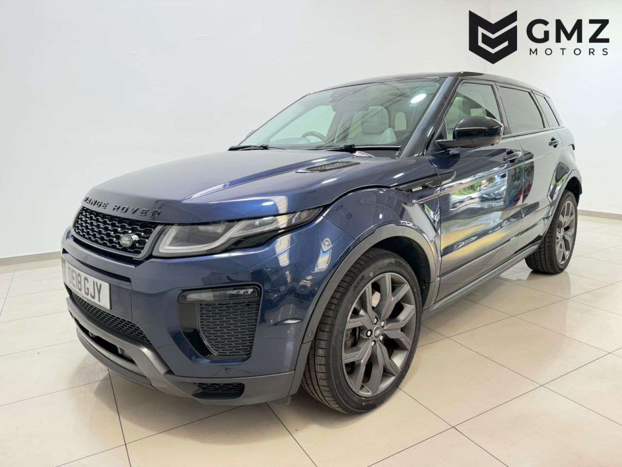 A 2018 LAND ROVER RANGE ROVER EVOQUE 2.0 SD4 Autobiography SUV 5dr Diesel Auto 4WD Euro 6 (s/s) (240 ps) NATIONW A 2018 LAND ROVER RANGE ROVER EVOQUE 2.0 SD4 Autobiography SUV 5dr Diesel Auto 4WD Euro 6 (s/s) (240 ps) NATIONW