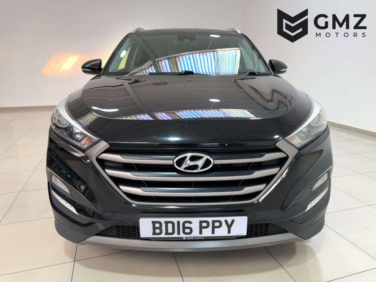 A 2016 HYUNDAI TUCSON 2.0 CRDi SE Nav SUV 5dr Diesel Auto 4WD Euro 6 (136 ps) NATIONWIDE DELIVERY A 2016 HYUNDAI TUCSON 2.0 CRDi SE Nav SUV 5dr Diesel Auto 4WD Euro 6 (136 ps) NATIONWIDE DELIVERY