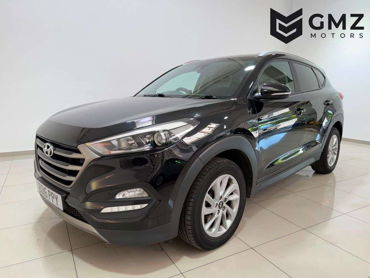 A 2016 HYUNDAI TUCSON 2.0 CRDi SE Nav SUV 5dr Diesel Auto 4WD Euro 6 (136 ps) NATIONWIDE DELIVERY A 2016 HYUNDAI TUCSON 2.0 CRDi SE Nav SUV 5dr Diesel Auto 4WD Euro 6 (136 ps) NATIONWIDE DELIVERY