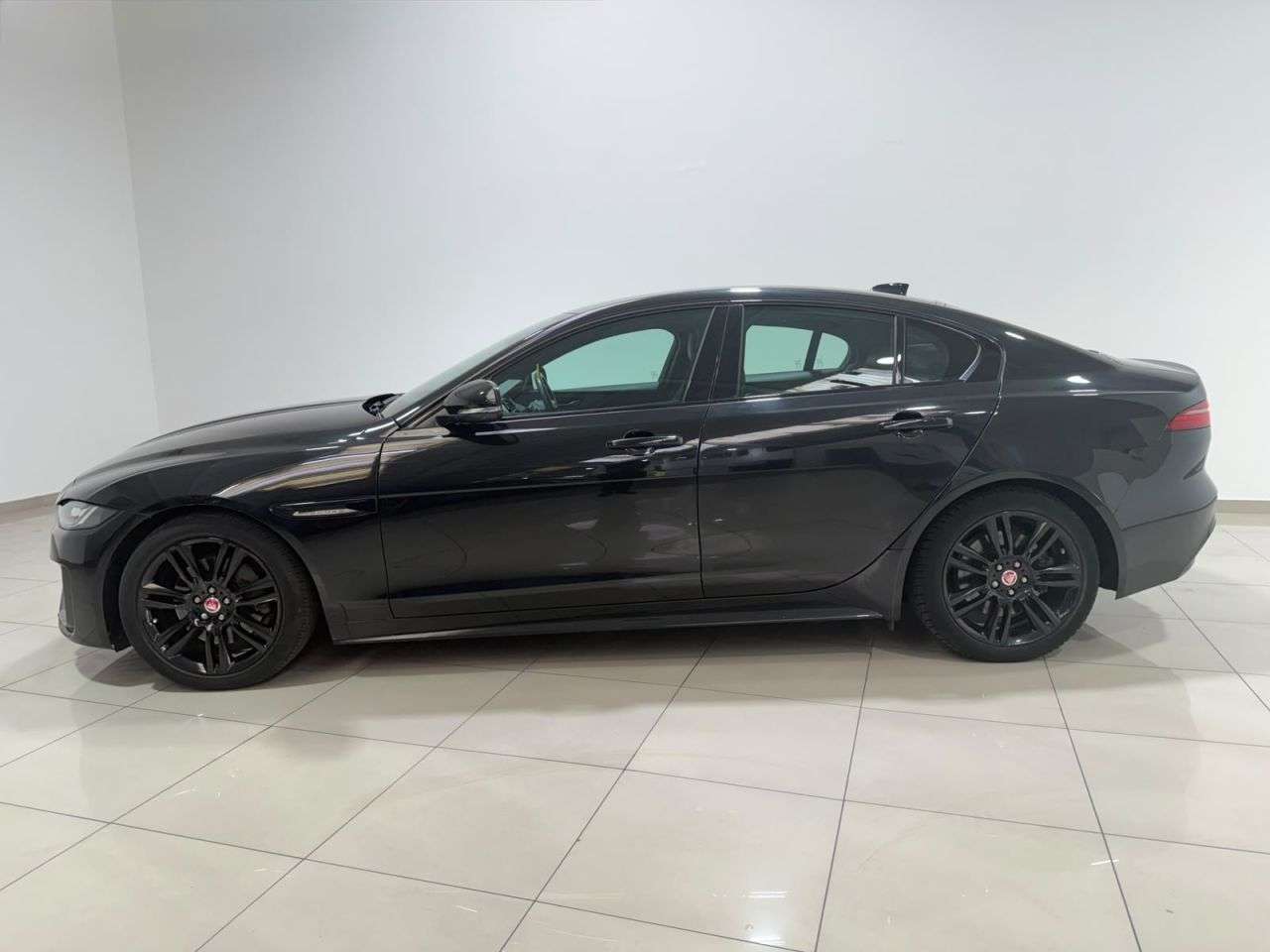 2019 JAGUAR XE 2019 JAGUAR XE
