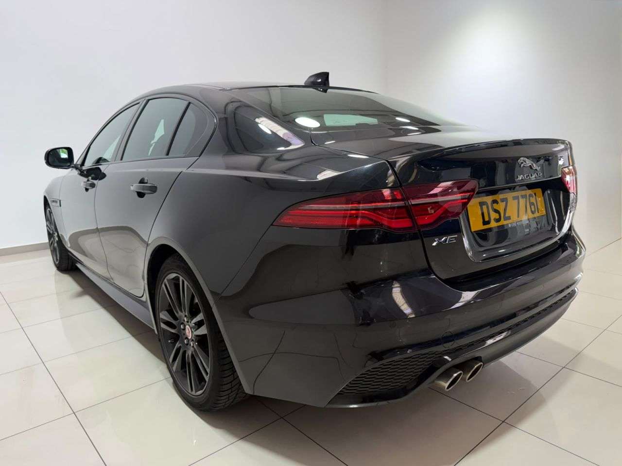 2019 JAGUAR XE 2019 JAGUAR XE