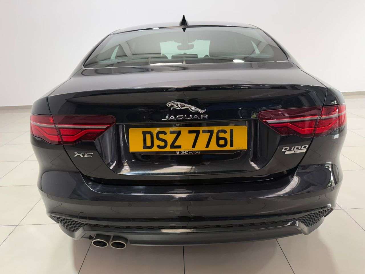 2019 JAGUAR XE 2019 JAGUAR XE