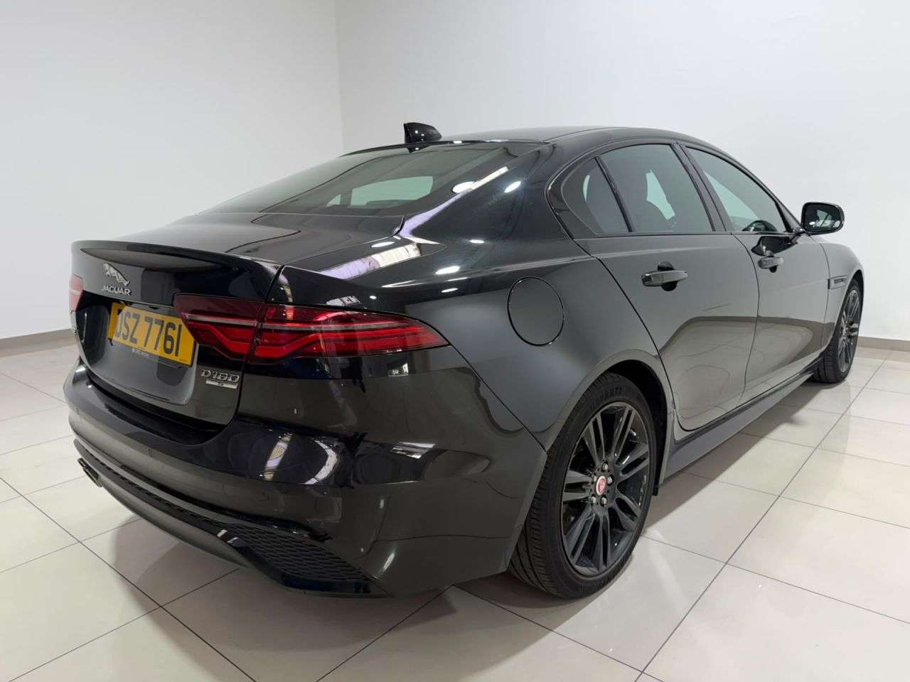 2019 JAGUAR XE 2019 JAGUAR XE