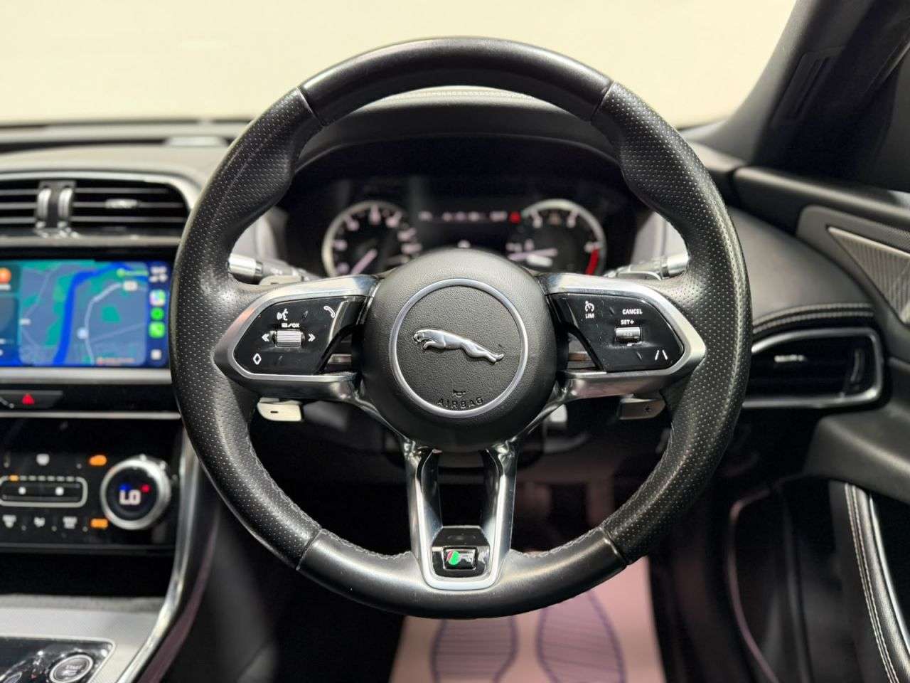 2019 JAGUAR XE 2019 JAGUAR XE