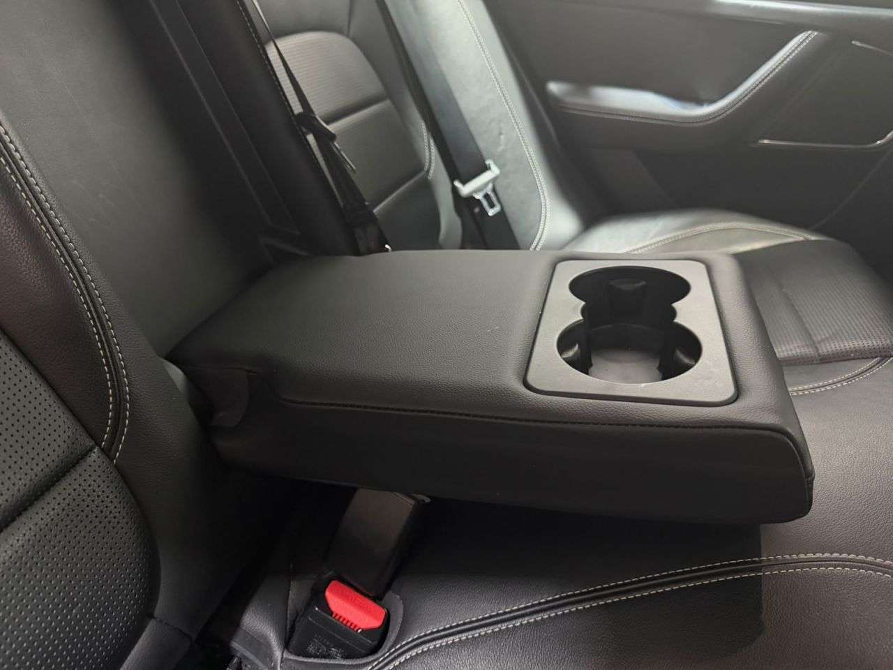 2019 JAGUAR XE 2019 JAGUAR XE