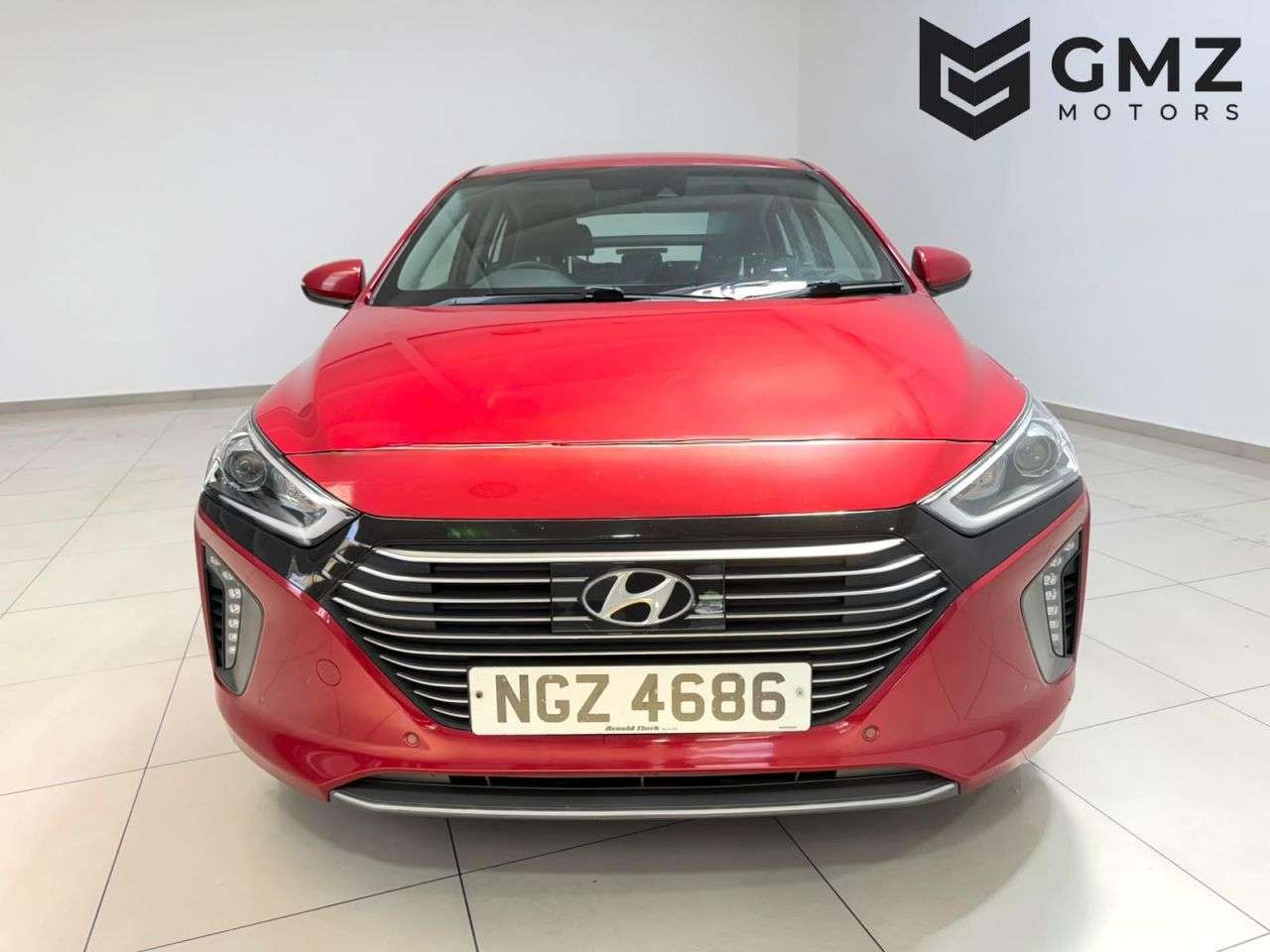 A 2019 HYUNDAI IONIQ 1.6 h-GDi GPF Premium SE Hatchback 5dr Petrol Hybrid DCT Euro 6 (s/s) (141 A 2019 HYUNDAI IONIQ 1.6 h-GDi GPF Premium SE Hatchback 5dr Petrol Hybrid DCT Euro 6 (s/s) (141