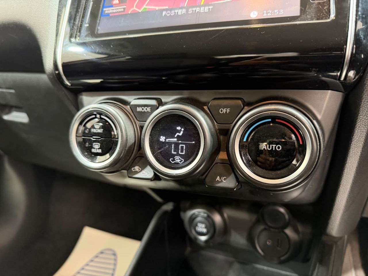2017 SUZUKI SWIFT 2017 SUZUKI SWIFT