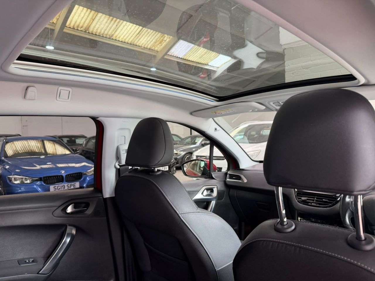 2018 PEUGEOT 2008 2018 PEUGEOT 2008