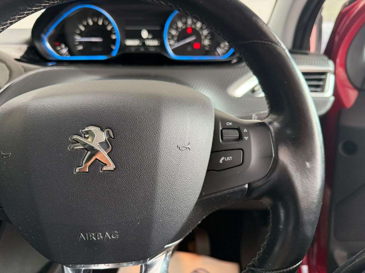 2018 PEUGEOT 2008 2018 PEUGEOT 2008
