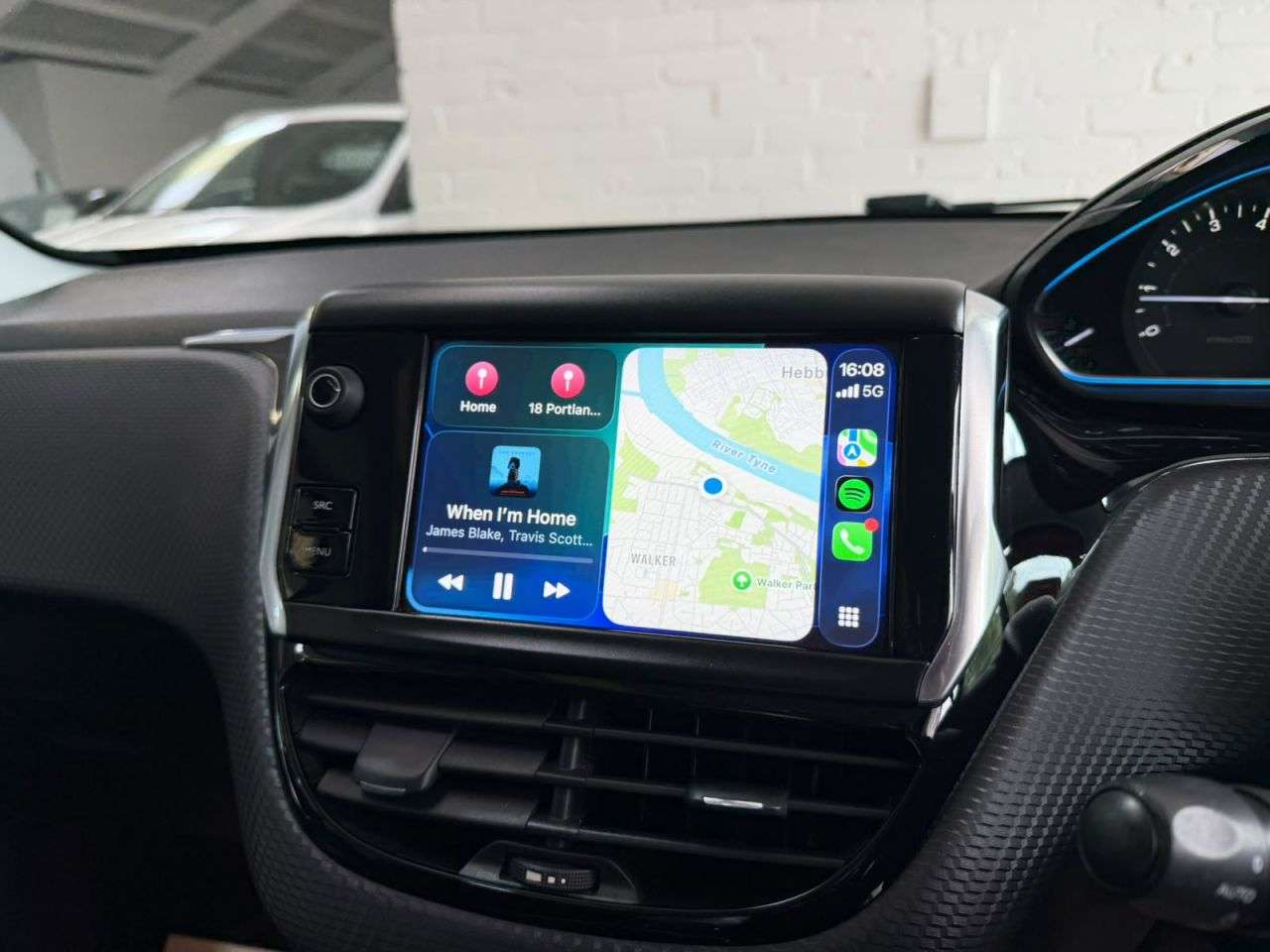 2018 PEUGEOT 2008 2018 PEUGEOT 2008
