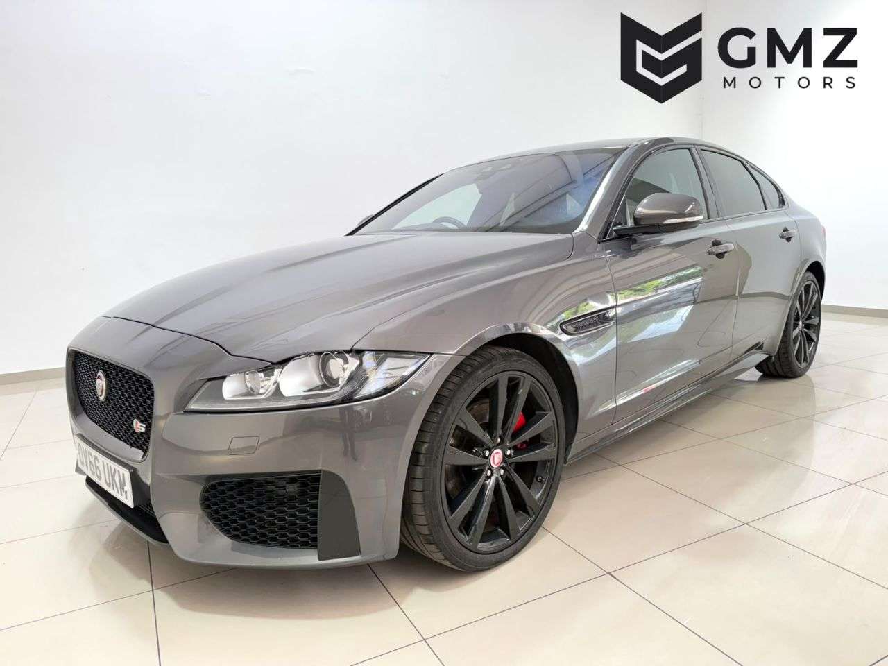 A 2016 JAGUAR XF 3.0d V6 S Saloon 4dr Diesel Auto Euro 6 (s/s) (300 ps) NATIONWIDE DELIVERY A 2016 JAGUAR XF 3.0d V6 S Saloon 4dr Diesel Auto Euro 6 (s/s) (300 ps) NATIONWIDE DELIVERY