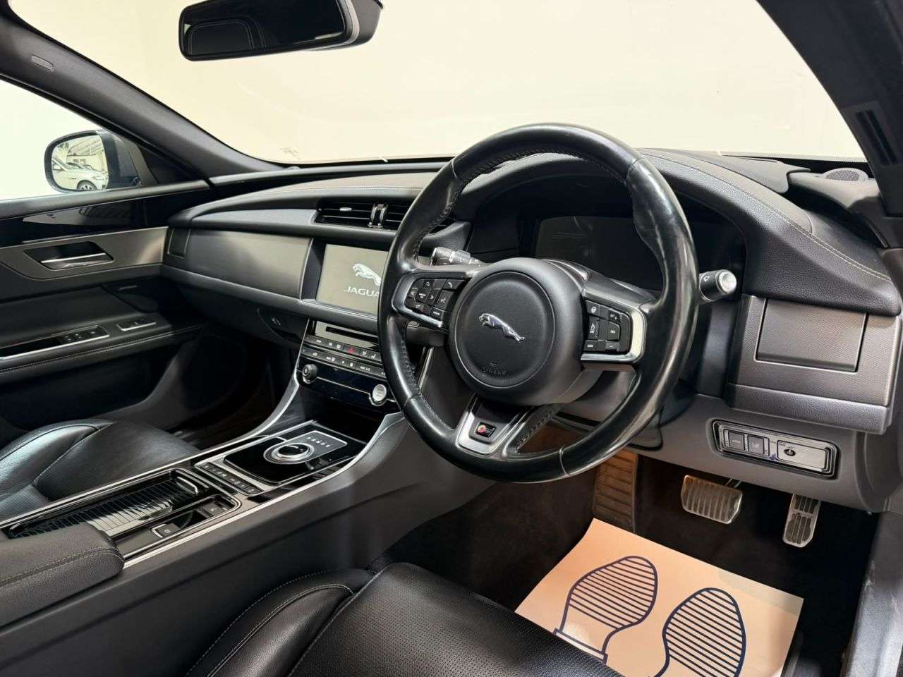 2016 JAGUAR XF 2016 JAGUAR XF