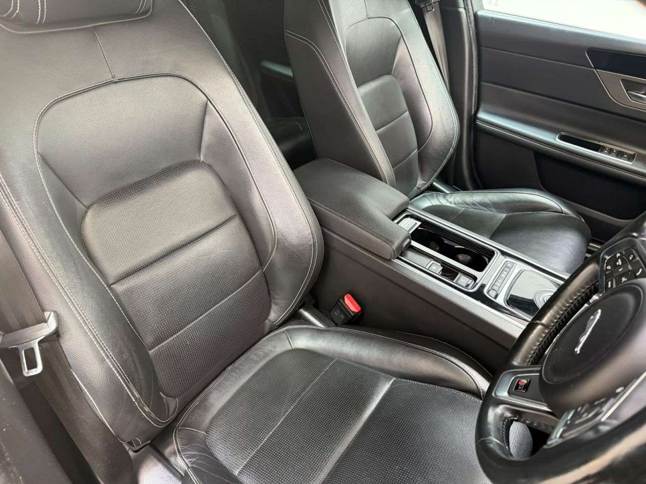 2016 JAGUAR XF 2016 JAGUAR XF