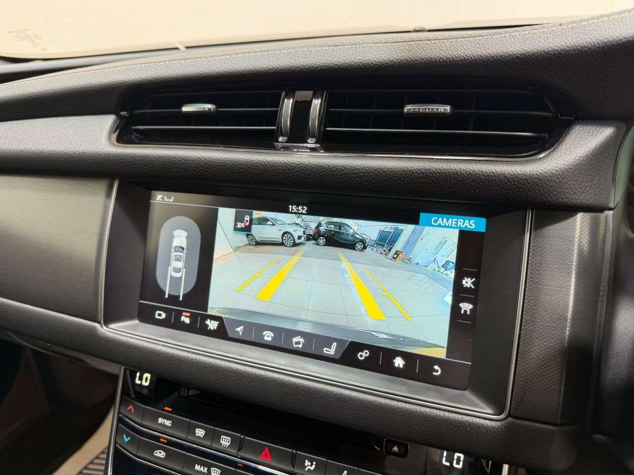 2016 JAGUAR XF 2016 JAGUAR XF