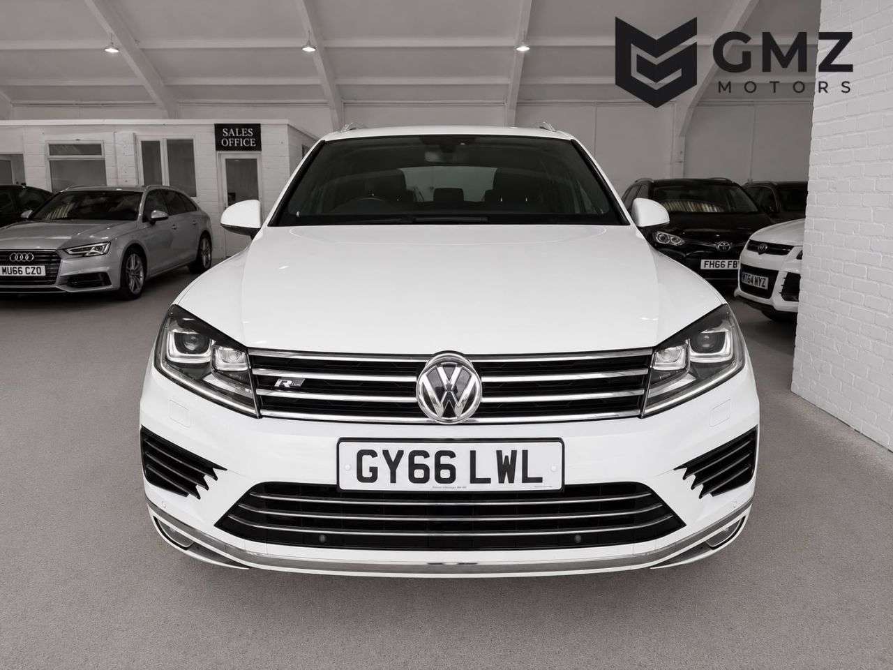 2016 VOLKSWAGEN TOUAREG 2016 VOLKSWAGEN TOUAREG