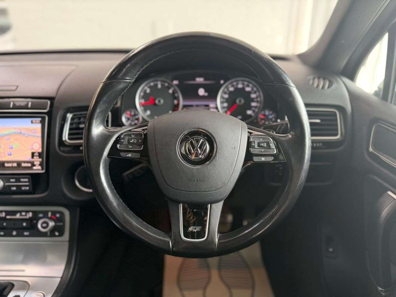 2016 VOLKSWAGEN TOUAREG 2016 VOLKSWAGEN TOUAREG