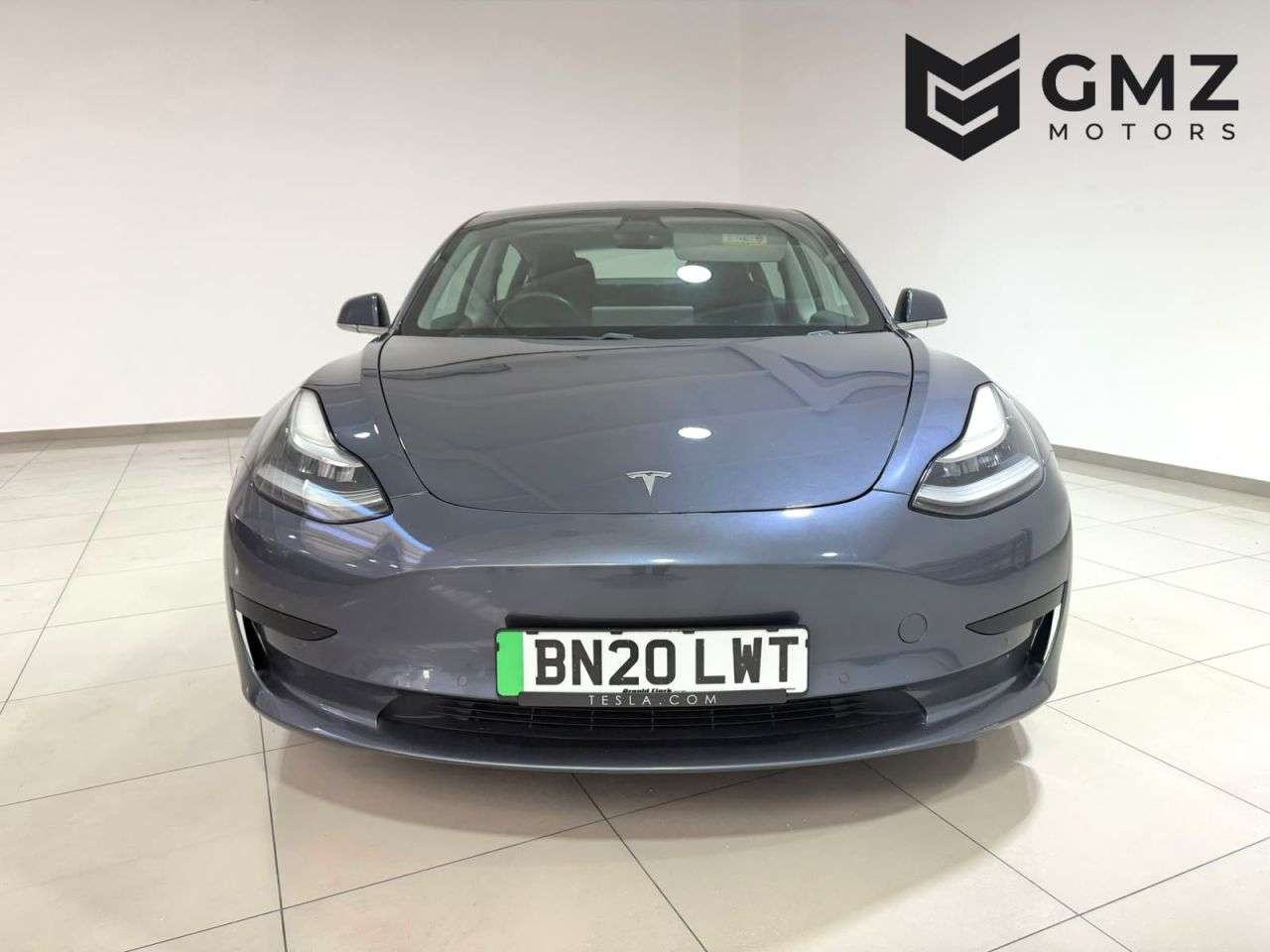 A 2020 TESLA MODEL 3 Standard Range Plus Saloon 4dr Electric Auto RWD (241 bhp) NATIONWIDE DELIV A 2020 TESLA MODEL 3 Standard Range Plus Saloon 4dr Electric Auto RWD (241 bhp) NATIONWIDE DELIV